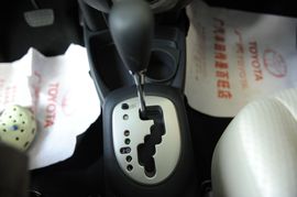 2010款雅力士1.6G