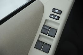 2010款雅力士1.6G