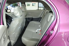 2010款雅力士1.6G