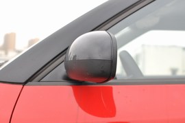 2011款斯柯达晶锐酷黑版实拍