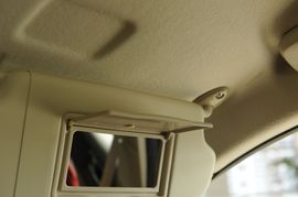2011款福特福克斯三厢1.8