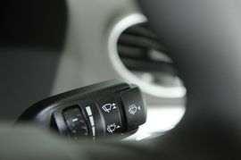 2011款福特福克斯三厢1.8