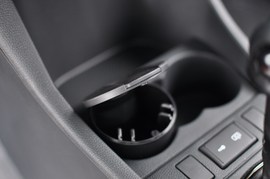 2011款斯柯达晶锐酷黑版实拍