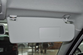 2011款斯柯达晶锐1.6L手动酷黑版