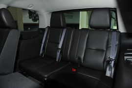 2010款凯迪拉克凯雷德混合动力