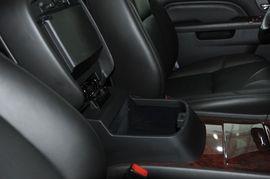 2010款凯迪拉克凯雷德混合动力