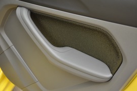 2011款福特福克斯两厢2.0L手自一体运动型