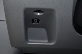 2011款福特福克斯两厢2.0L手自一体运动型