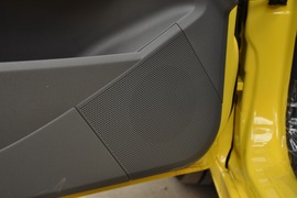 2011款福特福克斯两厢2.0L手自一体运动型