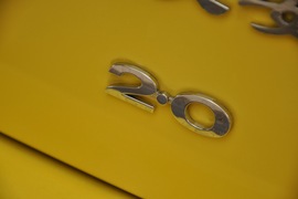 2011款福特福克斯两厢2.0L手自一体运动型