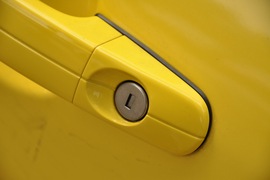 2011款福特福克斯两厢2.0L手自一体运动型