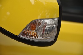 2011款福特福克斯两厢2.0L手自一体运动型