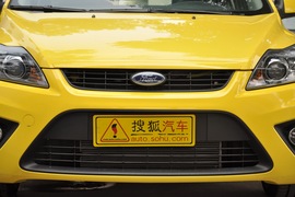 2011款福特福克斯两厢2.0L手自一体运动型