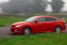 2010款马自达睿翼轿跑2.0L豪华版试驾实拍