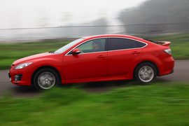 2010款马自达睿翼轿跑2.0L豪华版试驾实拍