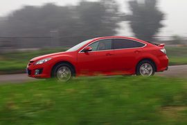 2010款马自达睿翼轿跑2.0L豪华版试驾实拍