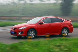 2010款马自达睿翼轿跑2.0L豪华版试驾实拍