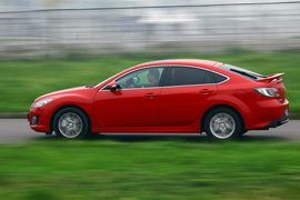 2010款马自达睿翼轿跑2.0L豪华版试驾实拍