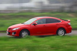 2010款马自达睿翼轿跑2.0L豪华版试驾实拍