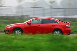 2010款马自达睿翼轿跑2.0L豪华版试驾实拍