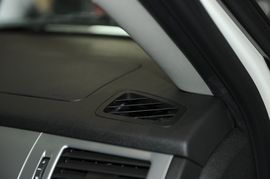 2010款凯迪拉克凯雷德混合动力