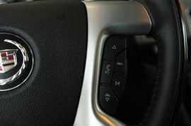 2010款凯迪拉克凯雷德混合动力