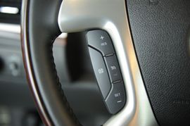 2010款凯迪拉克凯雷德混合动力