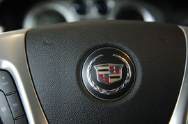 2010款凯迪拉克凯雷德混合动力