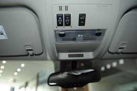 2010款凯迪拉克凯雷德混合动力