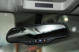 2010款凯迪拉克凯雷德混合动力