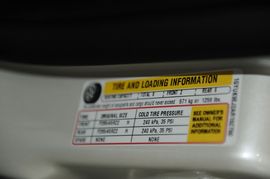 2010款凯迪拉克凯雷德混合动力