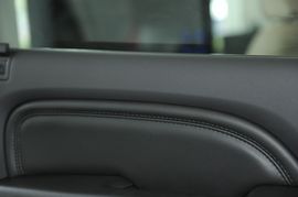 2010款凯迪拉克凯雷德混合动力