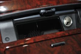 2010款凯迪拉克凯雷德混合动力