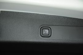 2010款凯迪拉克凯雷德混合动力