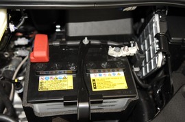 2008款丰田普瑞维亚2.4豪华型到店实拍