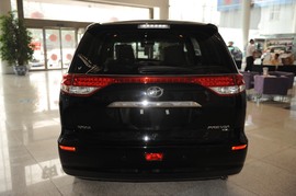 2008款丰田普瑞维亚2.4豪华型到店实拍