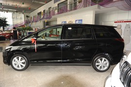 2008款丰田普瑞维亚2.4豪华型到店实拍