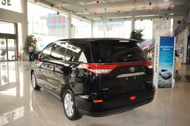 2008款丰田普瑞维亚2.4豪华型到店实拍