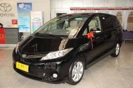 2008款丰田普瑞维亚2.4豪华型到店实拍