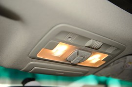 2008款丰田普瑞维亚2.4豪华型到店实拍