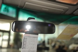 2008款丰田普瑞维亚2.4豪华型到店实拍