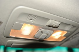 2008款丰田普瑞维亚2.4豪华型到店实拍