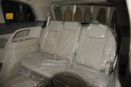 2008款丰田普瑞维亚2.4豪华型到店实拍