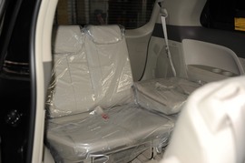 2008款丰田普瑞维亚2.4豪华型到店实拍