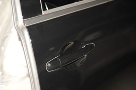 2008款丰田普瑞维亚2.4豪华型到店实拍