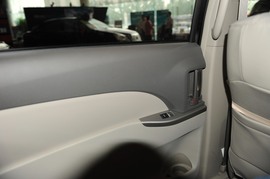 2008款丰田普瑞维亚2.4豪华型到店实拍