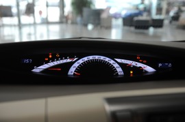 2008款丰田普瑞维亚2.4豪华型到店实拍