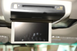 2008款丰田普瑞维亚2.4豪华型到店实拍