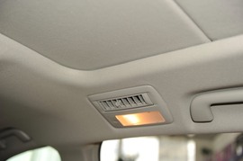 2008款丰田普瑞维亚2.4豪华型到店实拍