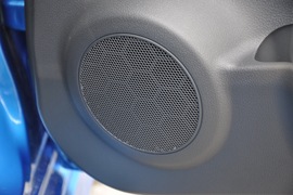 2010款铃木奥拓1.0L手动炫酷型